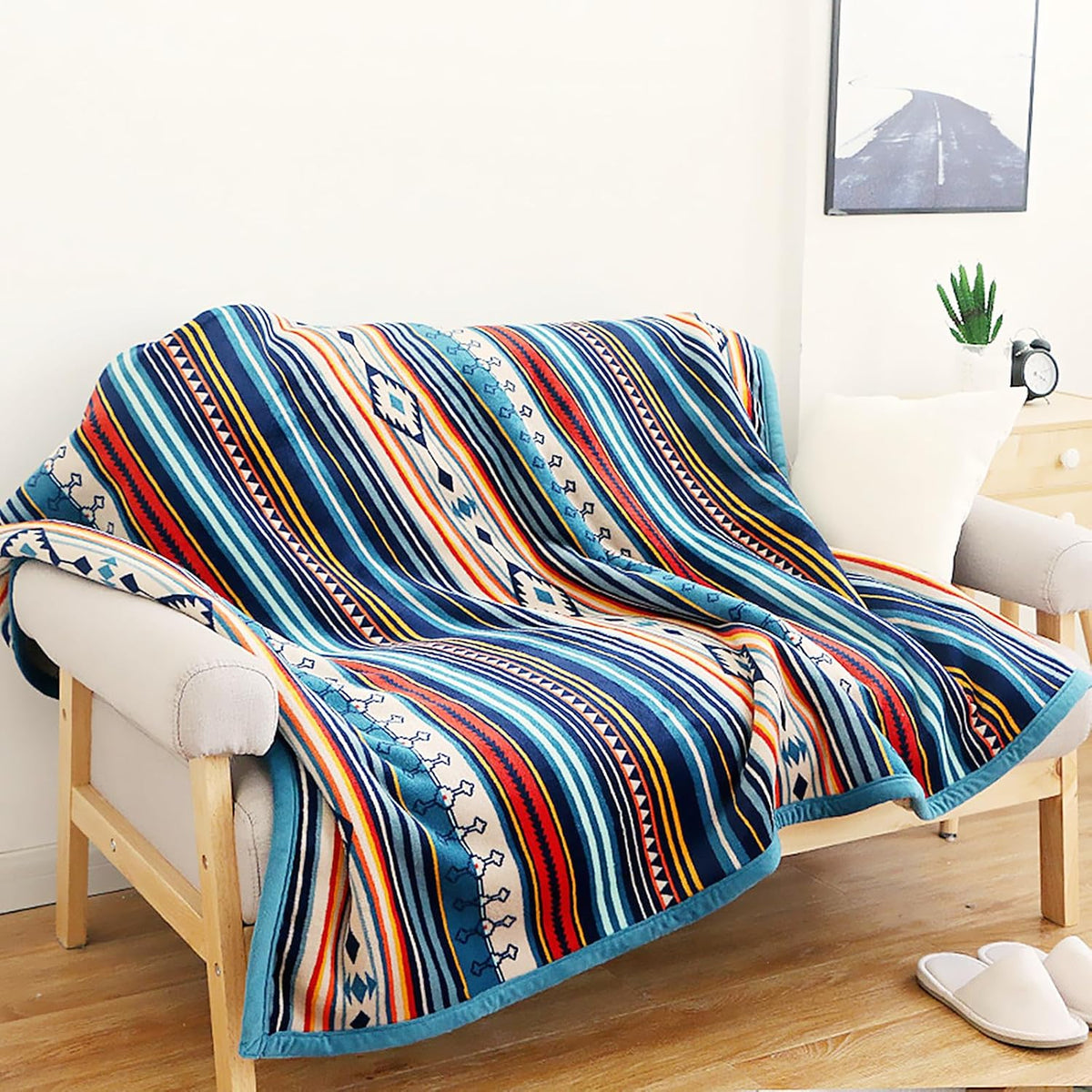 Flannel Blanket 80x60 Soft and Lightweight, Suitable for Sofa and Bed Use